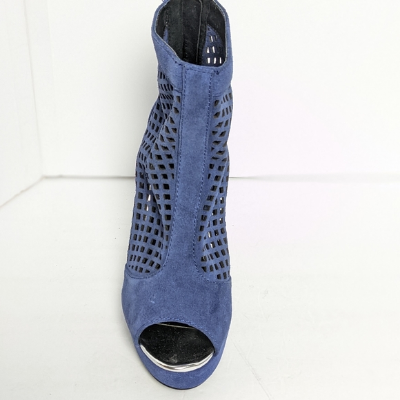 Colin Stuart suede heels - Picture 8 of 16